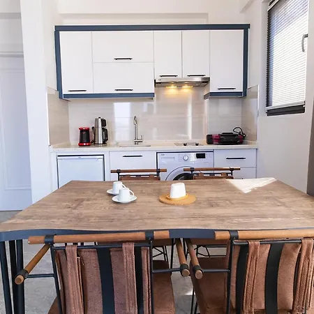 Granda Likarba Apartman *